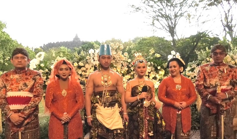 Kirap Bregada Kraton Yogyakarta Iringi Prosesi Pernikahan Najla-Sema di Candi&nbsp;Borobudur