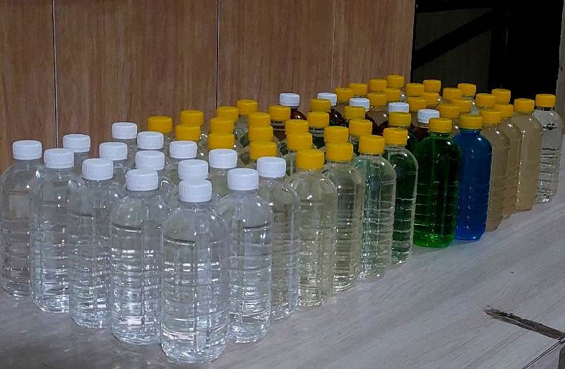 Polsek Muntilan Amankan Seorang Penjual Puluhan Botol Miras dan Dua Orang&nbsp;Pemakai
