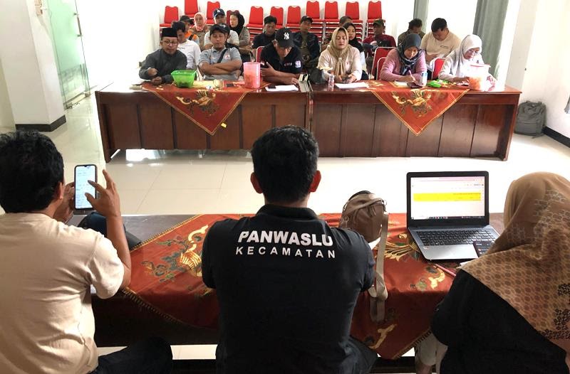 53 Pemilih Tertulis 16 Tahun di DPS, Panwascam Borobudur Layangkan 8 Sarper ke&nbsp;PPK