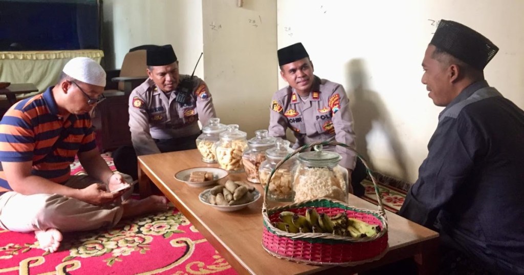 Jaga Kamtibmas Aman Kondusif, Kapolsek Muntilan Silaturahim Kyai&nbsp;Kampung